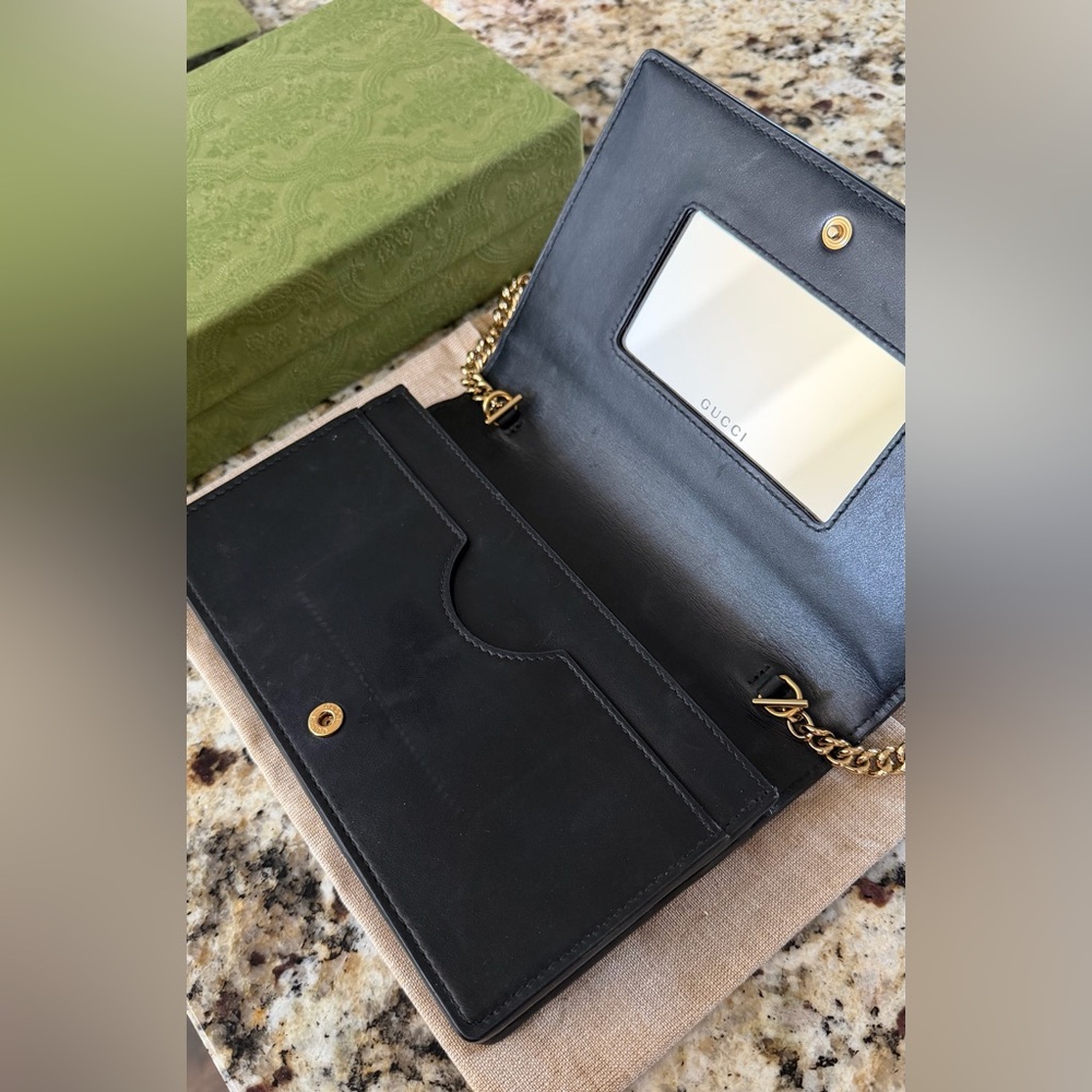 Gucci GG MATELASSÉ CHAIN WALLET * Authentic - Picture 10 of 12